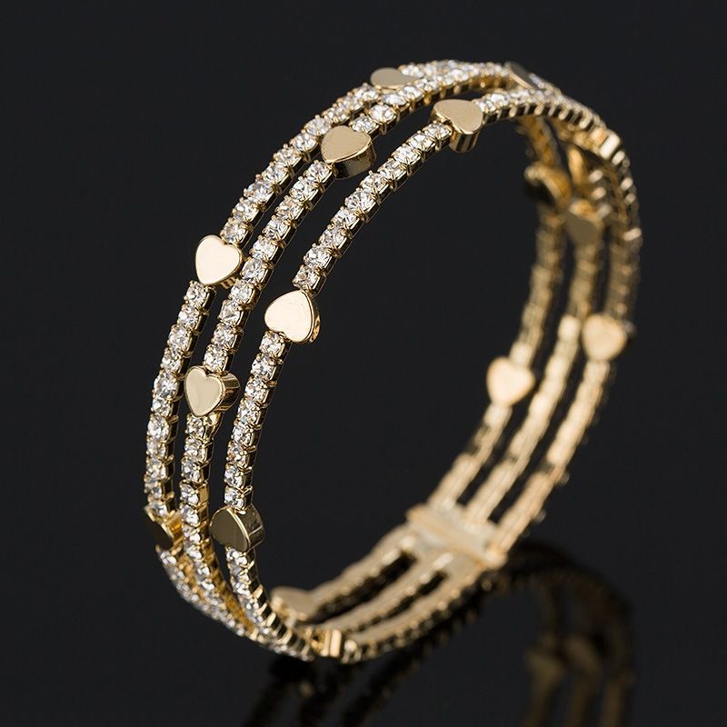 Luxurys 2021 fashion designers women's bracelets three-tier love full diamond bracelet simple temperament exquisite workmanship gift good
Luxurys 2021 fashion designers women's bracelets three-tier love full diamond bracelet simple temperament exquisite workmanship gift good