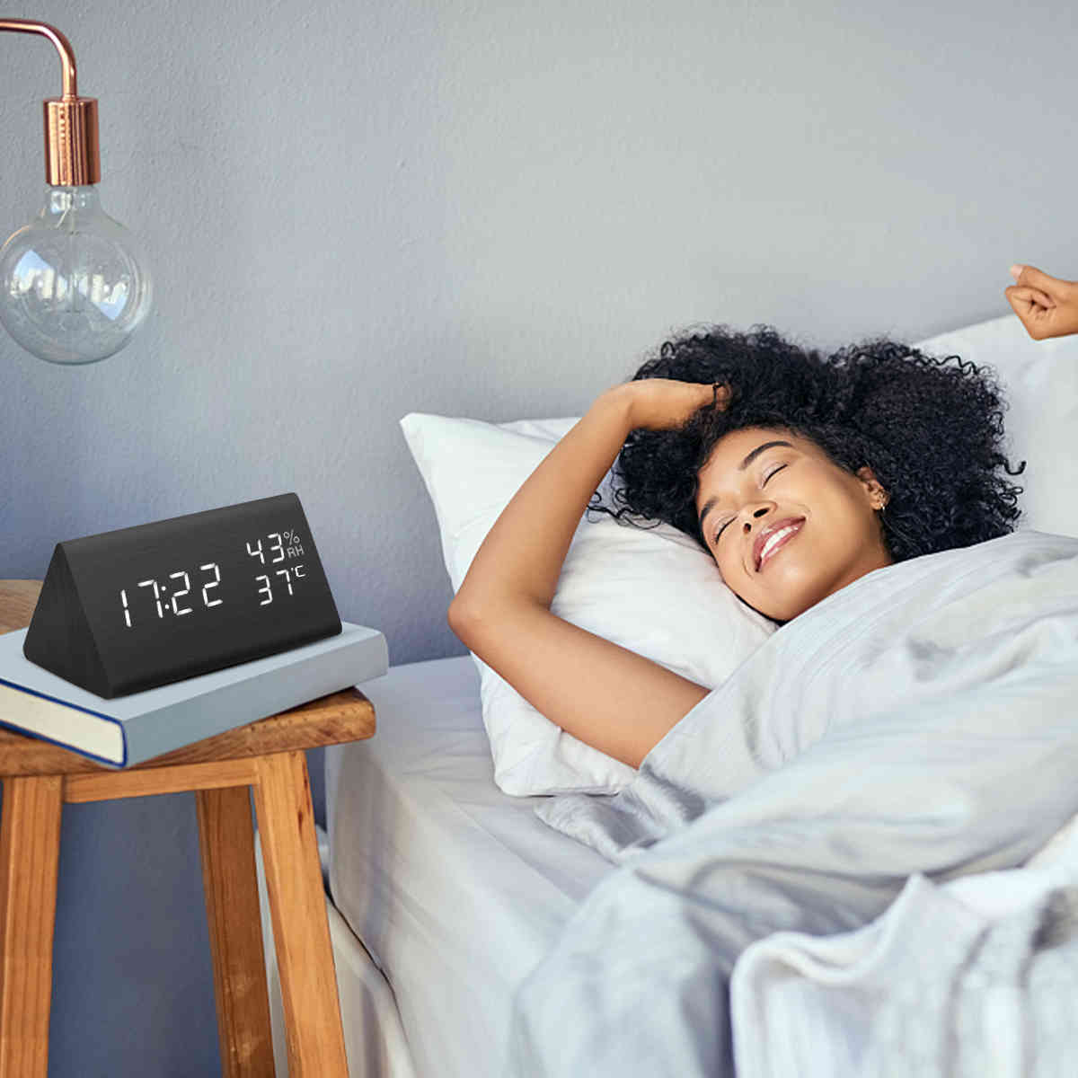 Creative electronic wood digital clock led time display temperature and humidity detect clock for the fourth alarm clock