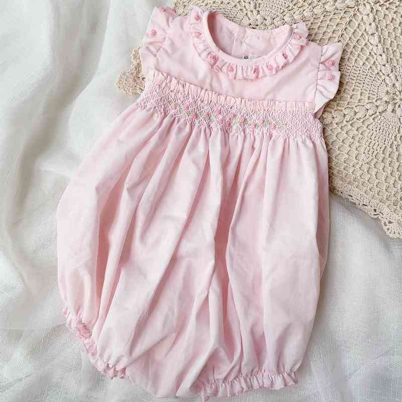 Boutique Baby Smocked Rompers Infant Girls Short Sleeve Pink Cotton Smocking Jumpsuit Toddler Embroidery Flower Romper 210615
Boutique Baby Smocked Rompers Infant Girls Short Sleeve Pink Cotton Smocking Jumpsuit Toddler Embroidery Flower Romper 210615