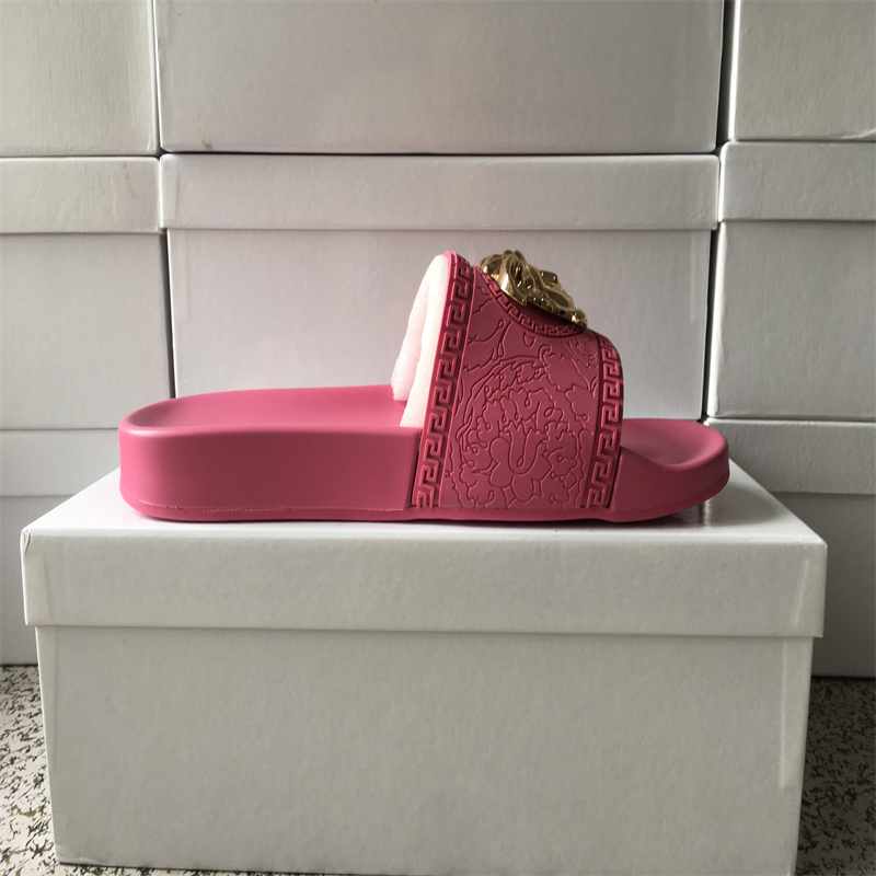 2021 A6 Designer women sandals ladies luxury genuine leather slippers flat shoe Oran sandal party wedding shoes with box, Blue
2021 A6 Designer women sandals ladies luxury genuine leather slippers flat shoe Oran sandal party wedding shoes with box, Blue