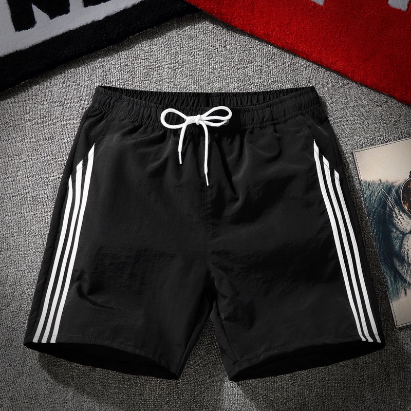fashion shorts 2021 summer men's casual solid color beach pants 3-pants lovers, White;black
fashion shorts 2021 summer men's casual solid color beach pants 3-pants lovers, White;black