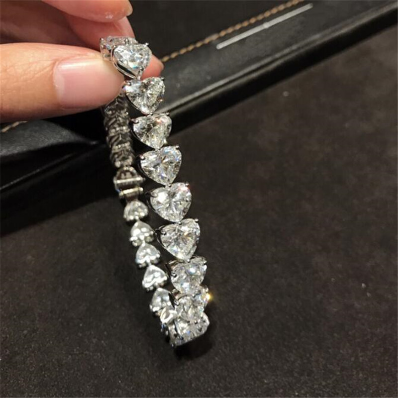 Choucong Brand Ins Top Sell Sweet Cut Wedding Bracelets 18K White Gold Fill High Quality Full Heart Shape 5A Zircon Moissanite Diamond Party Women Ban
