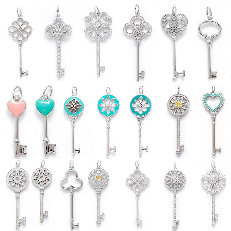 100% sterling silver 1:1 diamond dripping oil key sweater hollow necklace pendant heart-shaped petal enamel epoxy boutique jewelry gift
100% sterling silver 1:1 diamond dripping oil key sweater hollow necklace pendant heart-shaped petal enamel epoxy boutique jewelry gift