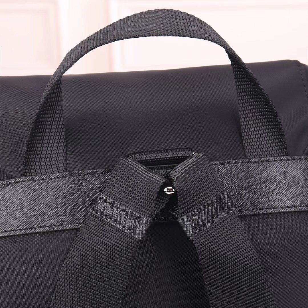 dicky0750 Wholesale classic waterproof nylon large capacity backpack Oxford spinning fashion retro men's notebook backpack fashion thin travel bag, Black
dicky0750 Wholesale classic waterproof nylon large capacity backpack Oxford spinning fashion retro men's notebook backpack fashion thin travel bag, Black