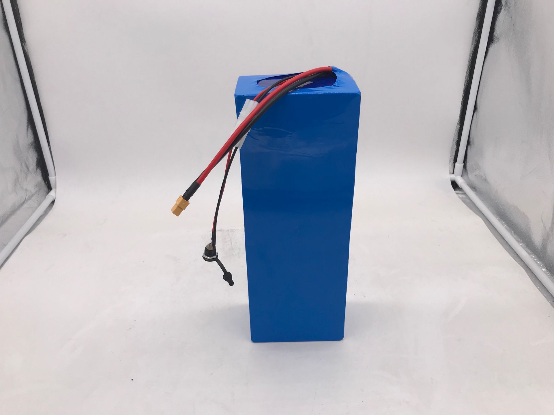 Ebike Battery Pack 48V 36V 52V 20AH 60V 72V PVC Waterproof 18650 Electric Bicycle Bateria for 500W 1000W 1500W 1800W 2000W 2800W
Ebike Battery Pack 48V 36V 52V 20AH 60V 72V PVC Waterproof 18650 Electric Bicycle Bateria for 500W 1000W 1500W 1800W 2000W 2800W