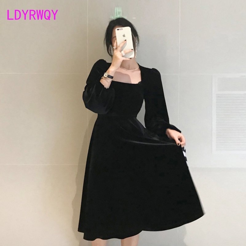 spring retro Hepburn style square collar waist velvet small dress female Regular Knee-Length Office Lady 210603, Black
spring retro Hepburn style square collar waist velvet small dress female Regular Knee-Length Office Lady 210603, Black