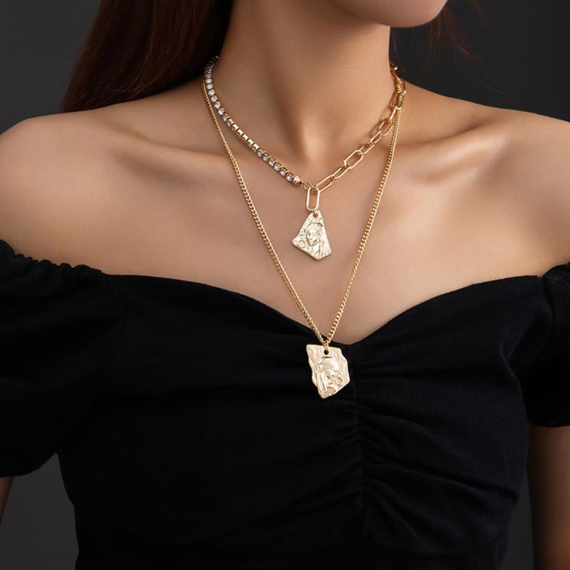 Chokers WholesaleSimple Jewelry Metal Stylish Textured Stitching Double Layer Necklace Character Pendant Rhinestone
Chokers WholesaleSimple Jewelry Metal Stylish Textured Stitching Double Layer Necklace Character Pendant Rhinestone