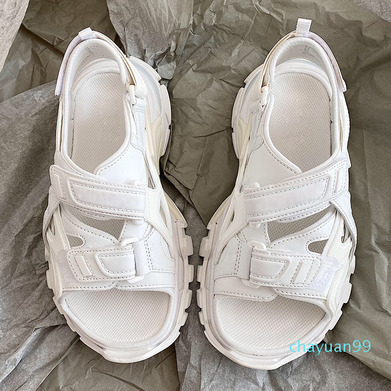 Fashion Designers Slides sandals shoes Foam Runner men women unisex Sports Wide Flat and thick Platform wear resistant female Womens2021, Blue
Fashion Designers Slides sandals shoes Foam Runner men women unisex Sports Wide Flat and thick Platform wear resistant female Womens2021, Blue