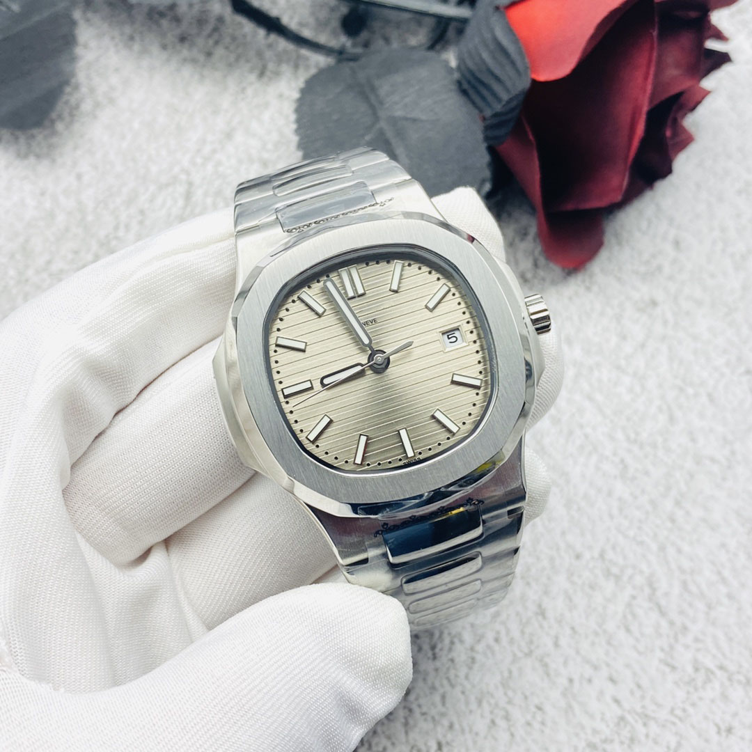 Men's classic mechanical watch automatic imported mechanical movement waterproof design TOP AAA Multifunctional watches, An ordinary gift box
Men's classic mechanical watch automatic imported mechanical movement waterproof design TOP AAA Multifunctional watches, An ordinary gift box