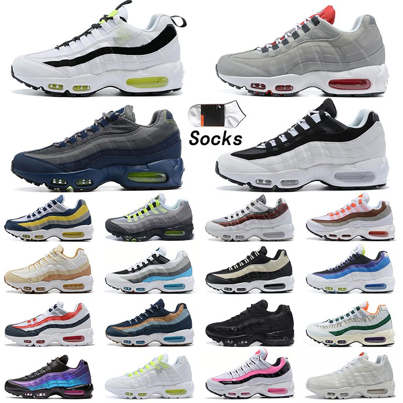 AirMaxs 95 Running Shoes World Navy Blue Mens Women Max 95s Size 36-46 Footprint Greedy Kim Jones Black Volt Orange Triple White Outdoor Spo 
AirMaxs 95 Running Shoes World Navy Blue Mens Women Max 95s Size 36-46 Footprint Greedy Kim Jones Black Volt Orange Triple White Outdoor Spo