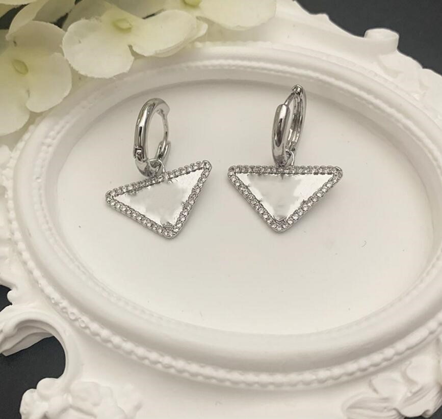 Alphabetical Triangle Pendant & Chandelier Simplified Atmospheric Micro Inset Zircon Detachable Personalized Earrings for Women High Quality Fast Delivery
Alphabetical Triangle Pendant & Chandelier Simplified Atmospheric Micro Inset Zircon Detachable Personalized Earrings for Women High Quality Fast Delivery