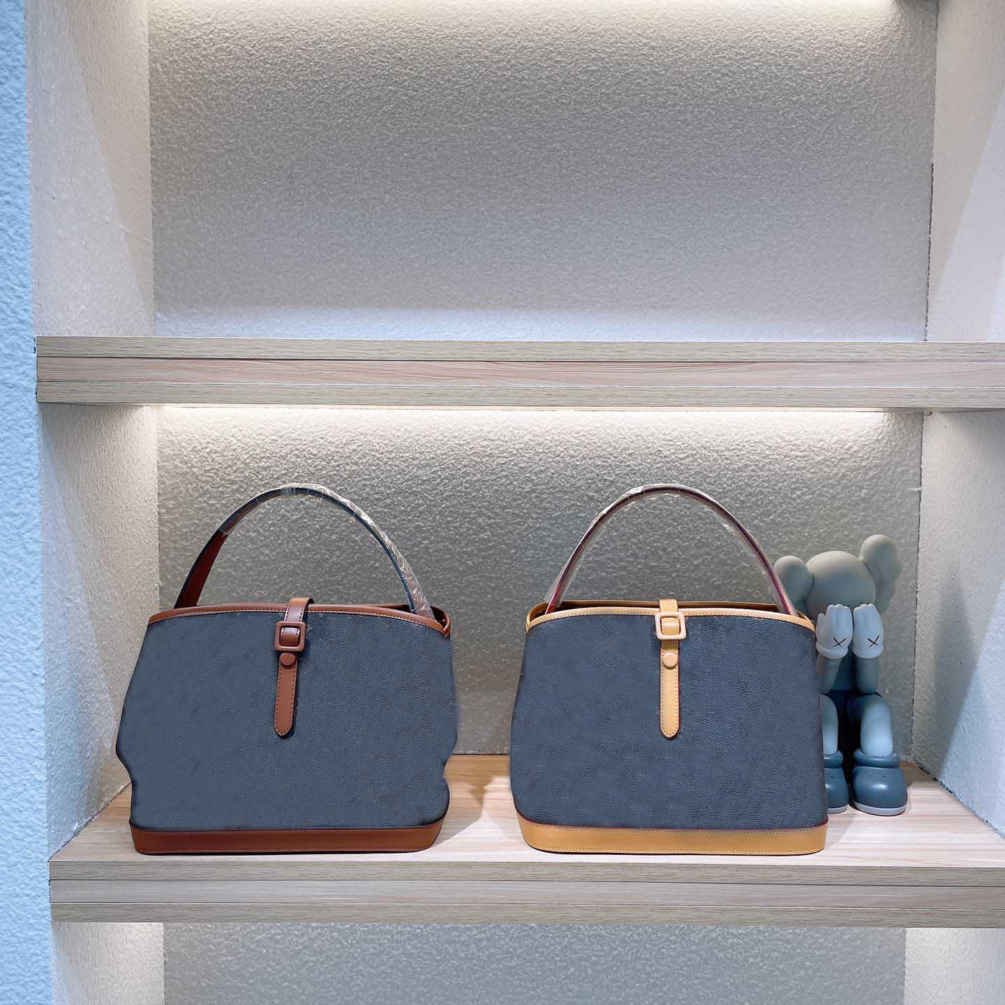 Top Designer Bag MONTAIGNE BB Handbags Leather Women Old Flower Shoulder Bags Messenger Crossbody Purse Designers Handbag Tote Wallet
Top Designer Bag MONTAIGNE BB Handbags Leather Women Old Flower Shoulder Bags Messenger Crossbody Purse Designers Handbag Tote Wallet