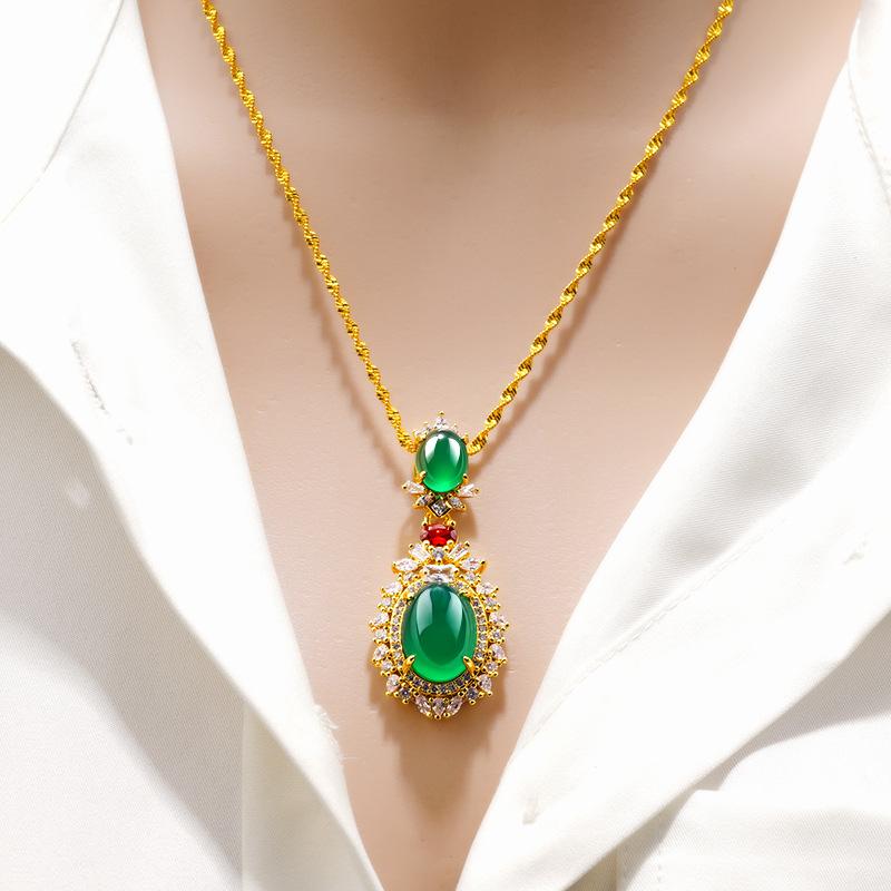 Pendant Necklaces 24K Gold Color Crystal Green Rhinestone For Women Clavicle Chains Aesthetic Charm Choker Wedding Jewelry
Pendant Necklaces 24K Gold Color Crystal Green Rhinestone For Women Clavicle Chains Aesthetic Charm Choker Wedding Jewelry