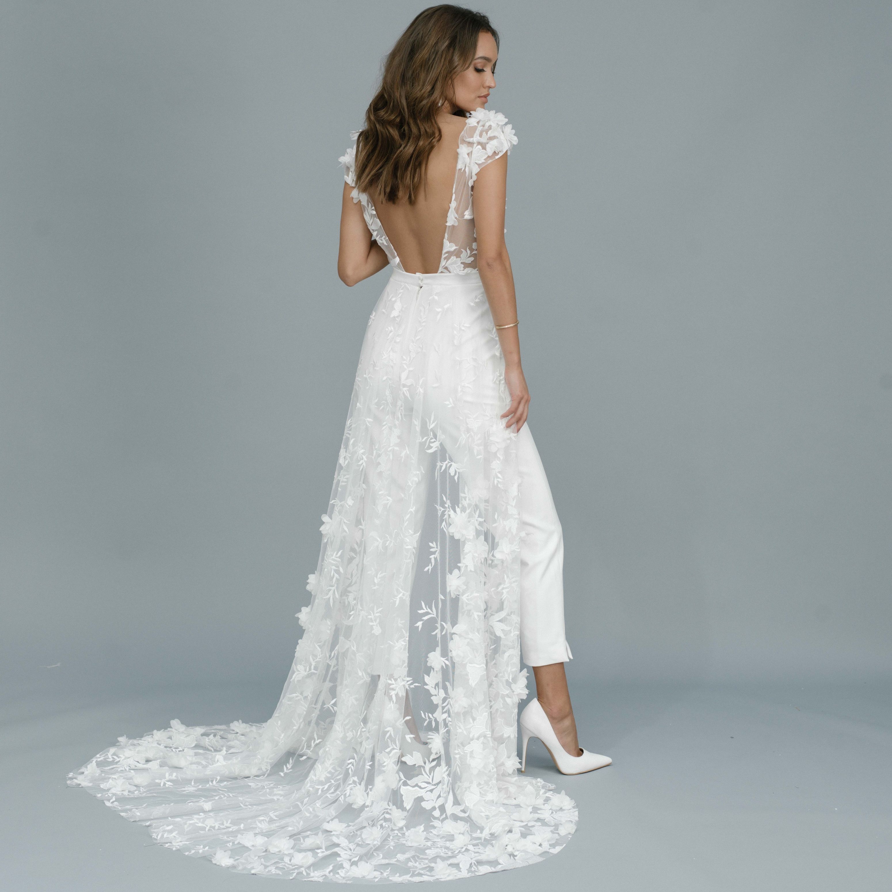 Beach Bohemian Wedding Jumpsuit with Long Train 3D Floral Applique Backless Bridal Pants Suit Illusion Cap Sleeves Vestidos De Novia
