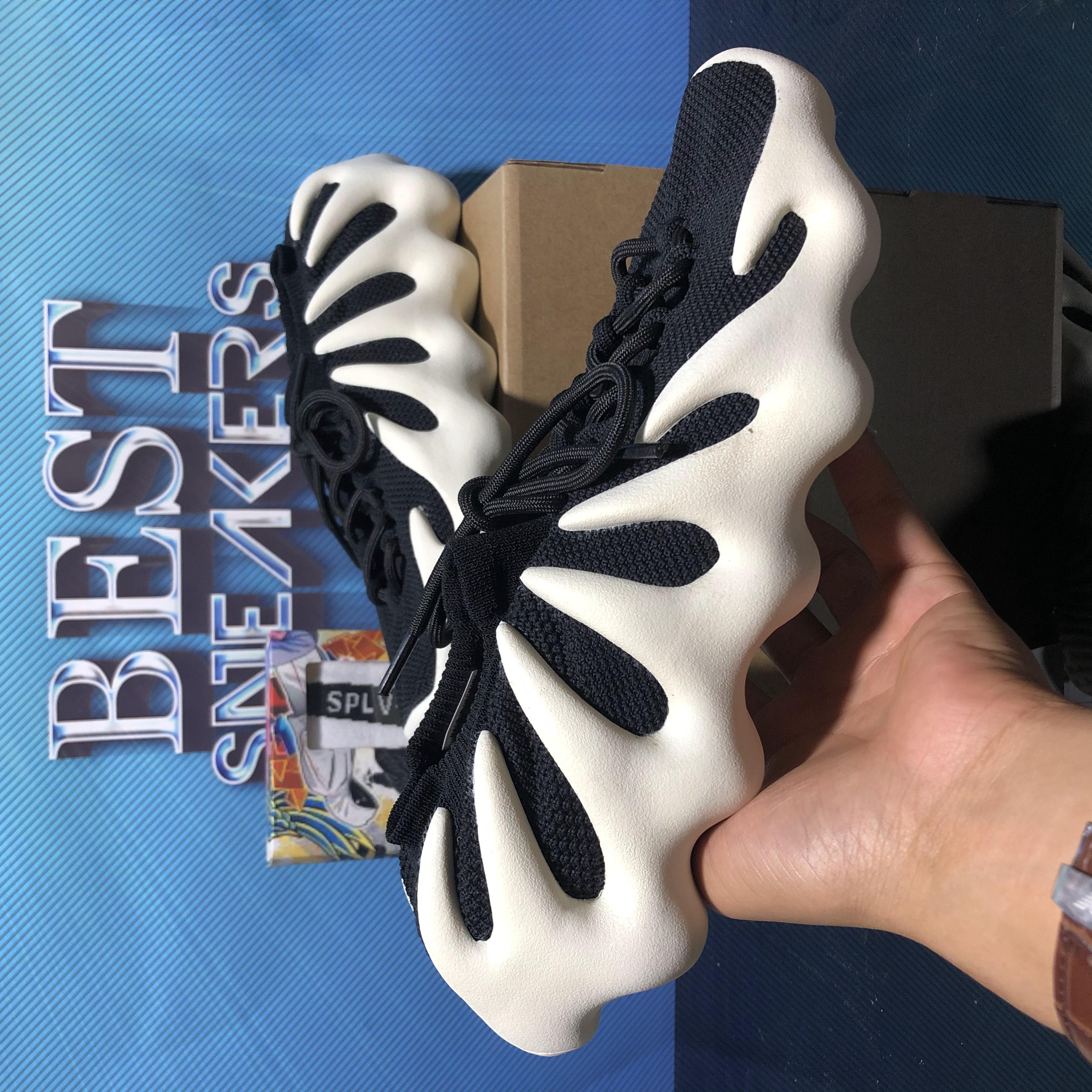 2021 Top Quality Light comfortable Kanye 450 Knit Running Shoes Cream Cloud White Black Men Women Fashion Outdoor Flat Sport Trainer Sneakers With Box Size 36-47 EUR, Customize
2021 Top Quality Light comfortable Kanye 450 Knit Running Shoes Cream Cloud White Black Men Women Fashion Outdoor Flat Sport Trainer Sneakers With Box Size 36-47 EUR, Customize