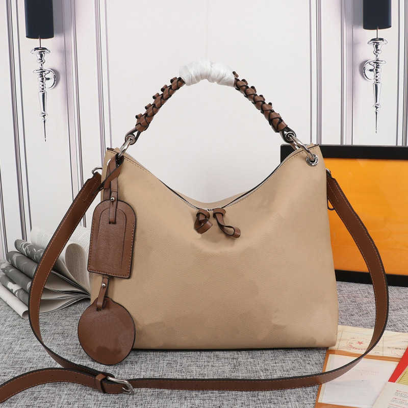 Designer Bags Womens Handbags Crossbody Bag Backpack Perforated Calfskin Woven Leather Handle Removable Shoulder Strap Zipper Closure High-
Designer Bags Womens Handbags Crossbody Bag Backpack Perforated Calfskin Woven Leather Handle Removable Shoulder Strap Zipper Closure High-