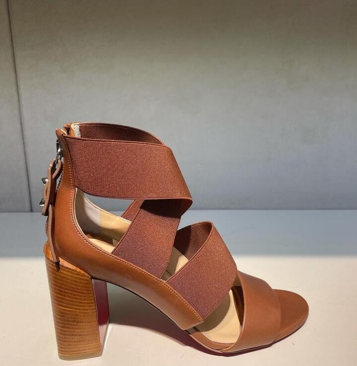 Autumn Sandal pumps Women shoes Red bottom high heel.Patrouille calfskin leather sandalies strappy reds sole high-heel sandals with origianls box, Black
Autumn Sandal pumps Women shoes Red bottom high heel.Patrouille calfskin leather sandalies strappy reds sole high-heel sandals with origianls box, Black