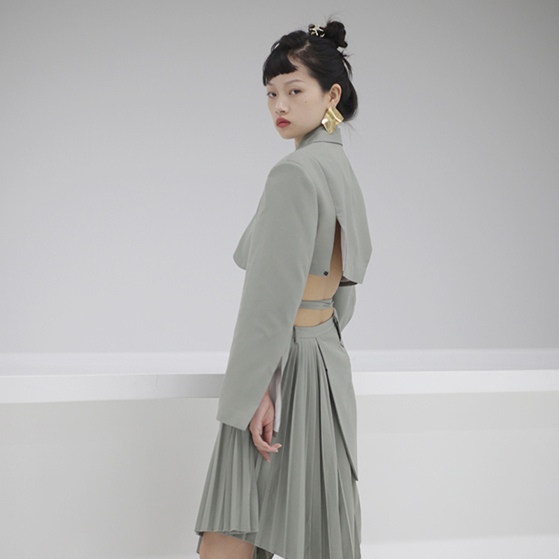 Sexy Asymmetrical Blazer Women Notched Long Sleeve Slim Waistless Short Irregular Tops Female Clothing Fashion 210524