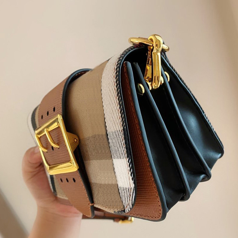 Women Crossbody Bag Purse Messenger Bag Double Shoulder Strap Mahler Leather Patchwork Plaid Color Hasp Women Wallets jaopudl7845612
Women Crossbody Bag Purse Messenger Bag Double Shoulder Strap Mahler Leather Patchwork Plaid Color Hasp Women Wallets jaopudl7845612