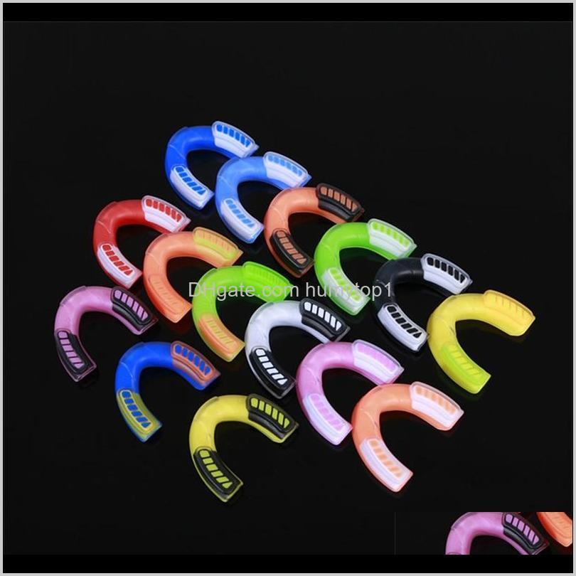 Protective Gear 2Pcslot Sports Safety Teeth Protector Mouth Guard Men Boxing Mouthguard Toothprotection For Fighting Taekwondo Basketb 5Xmit
Protective Gear 2Pcslot Sports Safety Teeth Protector Mouth Guard Men Boxing Mouthguard Toothprotection For Fighting Taekwondo Basketb 5Xmit