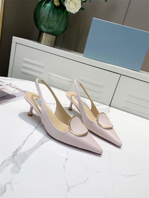 Prad Top Quality red bottom Designer Shoes White Bees Embroidered Mens & Women Genuine Leather Designer Sneaker Stripe Casual Shoes, Choose the color
Prad Top Quality red bottom Designer Shoes White Bees Embroidered Mens & Women Genuine Leather Designer Sneaker Stripe Casual Shoes, Choose the color