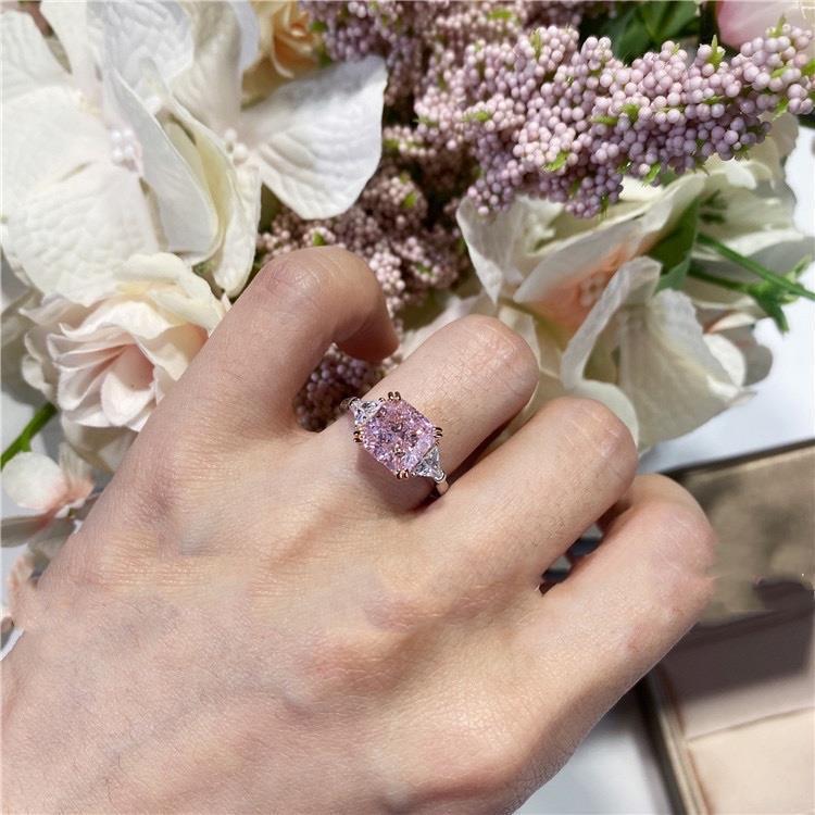 Wedding Rings Beautiful Pink Diamond Mosan Ring Personalized Fashion 3 Carat Luxury Female Design Silver 925 Jewelry, Slivery;golden
Wedding Rings Beautiful Pink Diamond Mosan Ring Personalized Fashion 3 Carat Luxury Female Design Silver 925 Jewelry, Slivery;golden