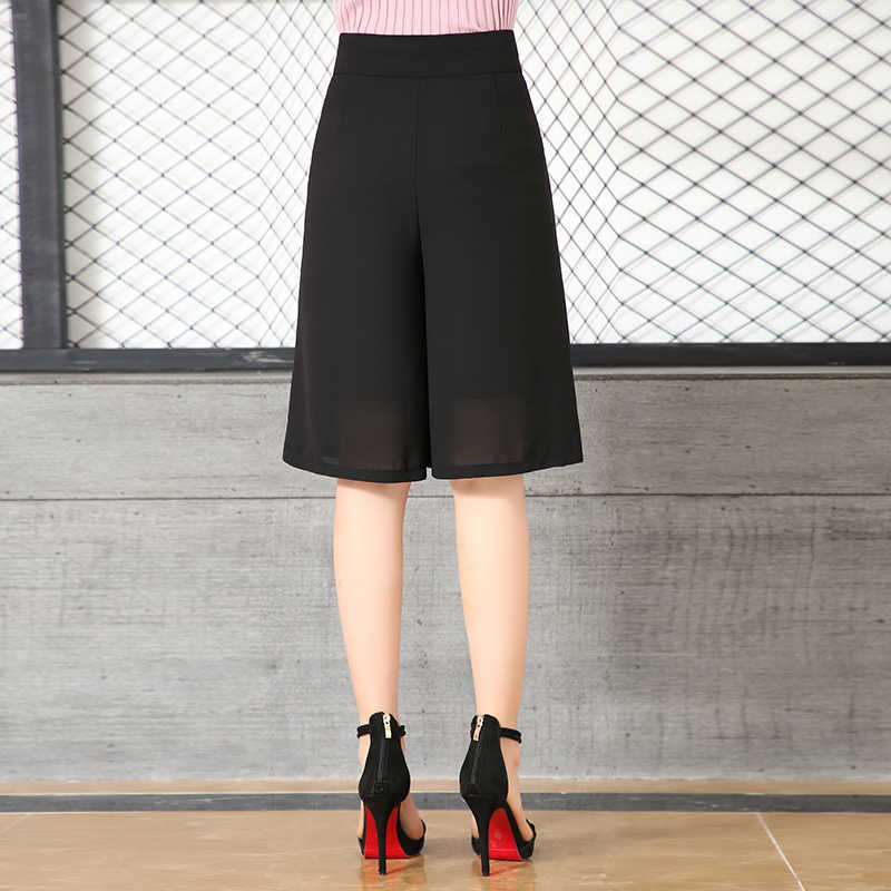 Women Elegant Chiffon Shorts Skirt Summer Knee Length Pleated Shorts Skirts Womens Dots Vintage Women Office Soft Midi Skirts 210625