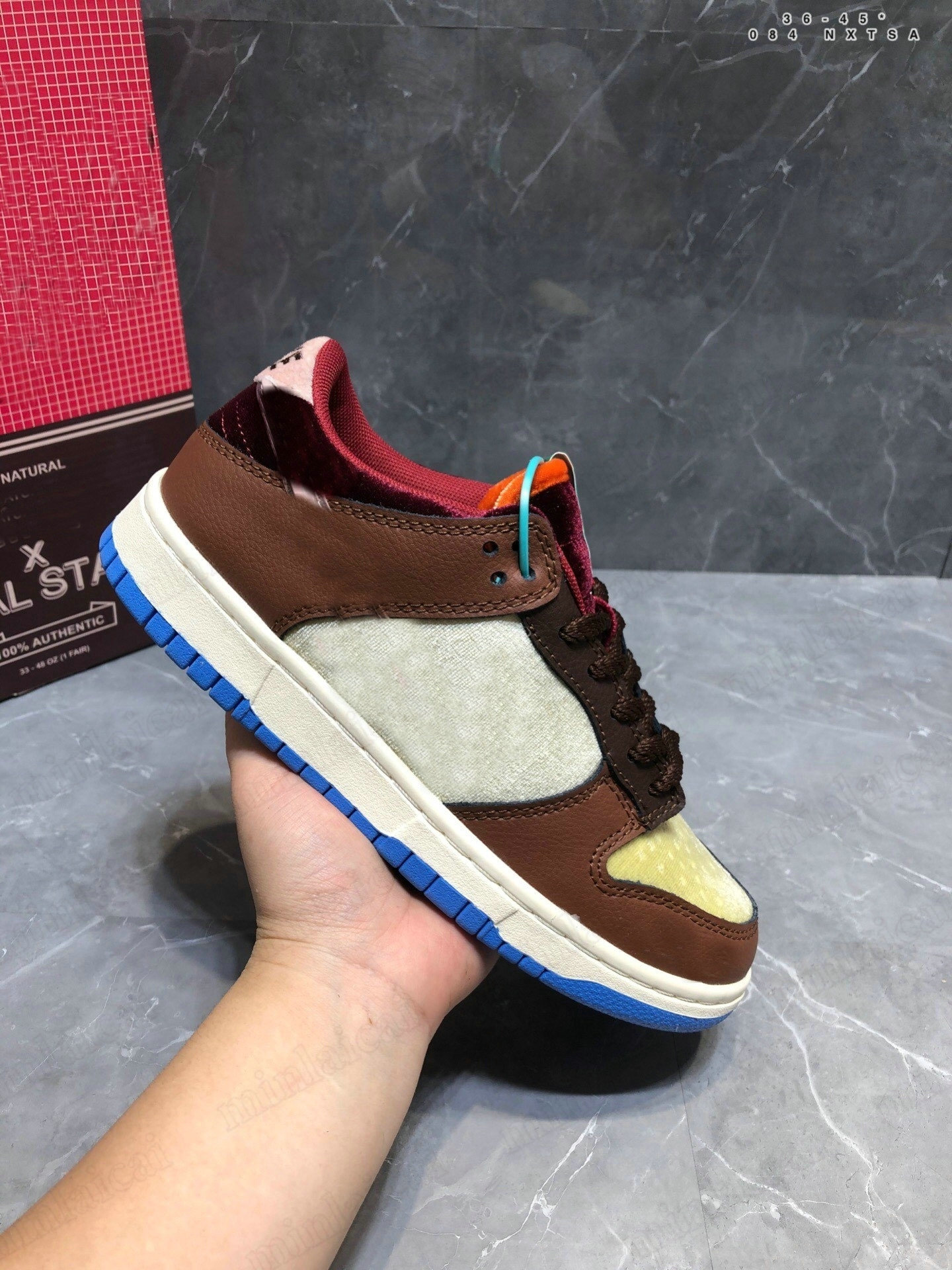Social Status x D Shoes Low SB Men Women Chunky Light Soft Pink Coconut Sports Desginer Sneakers Strawberry Casual Sport Skateboard Shoes, Customize
Social Status x D Shoes Low SB Men Women Chunky Light Soft Pink Coconut Sports Desginer Sneakers Strawberry Casual Sport Skateboard Shoes, Customize
