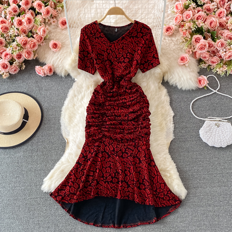 summer women leopard draped midi dress v-neck short sleeve high waist mermaid bodycon vestidos elegant party robe 2021 new, Black;gray
summer women leopard draped midi dress v-neck short sleeve high waist mermaid bodycon vestidos elegant party robe 2021 new, Black;gray