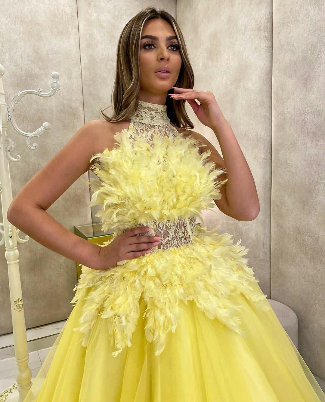 Charming Yellow Evening Dresses A Line Feather Lace High Collar Prom Dress Illusion Zip Back Dubai Party Pageant Gowns Robe de mariée Custom Made