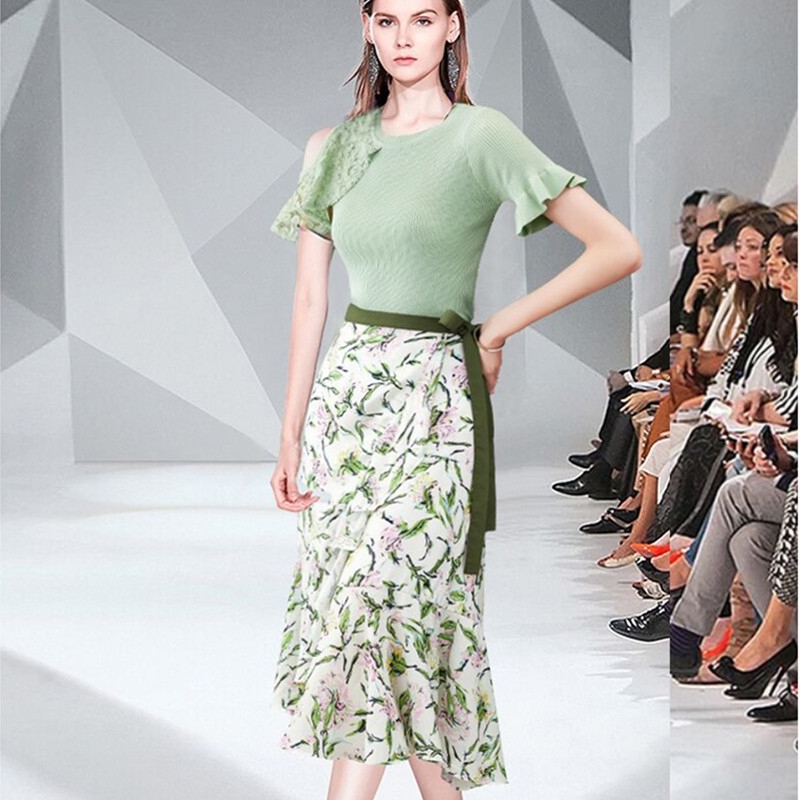 Summer Elegant Lace Hollow Out Knitting Sweater +High Waist Up Ruffle Printing Mermaid Skirts Women 2 Pieces Set 210520, Photo color
Summer Elegant Lace Hollow Out Knitting Sweater +High Waist Up Ruffle Printing Mermaid Skirts Women 2 Pieces Set 210520, Photo color