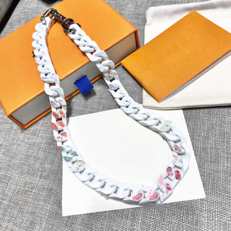 20ss Latest French Designed Luxury Hip hop Street men and women Bracelets White white cloud Cuba Necklace Jewelry
20ss Latest French Designed Luxury Hip hop Street men and women Bracelets White white cloud Cuba Necklace Jewelry