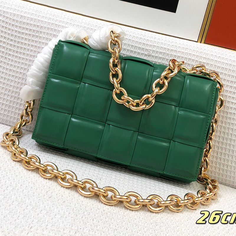 High Quality Luxurys designers bags Fashion women Thick Metal Chain CrossBody Shoulder Bag Handbags Real leather Woven pillow Clutch Totes purse Handbag, Green
High Quality Luxurys designers bags Fashion women Thick Metal Chain CrossBody Shoulder Bag Handbags Real leather Woven pillow Clutch Totes purse Handbag, Green