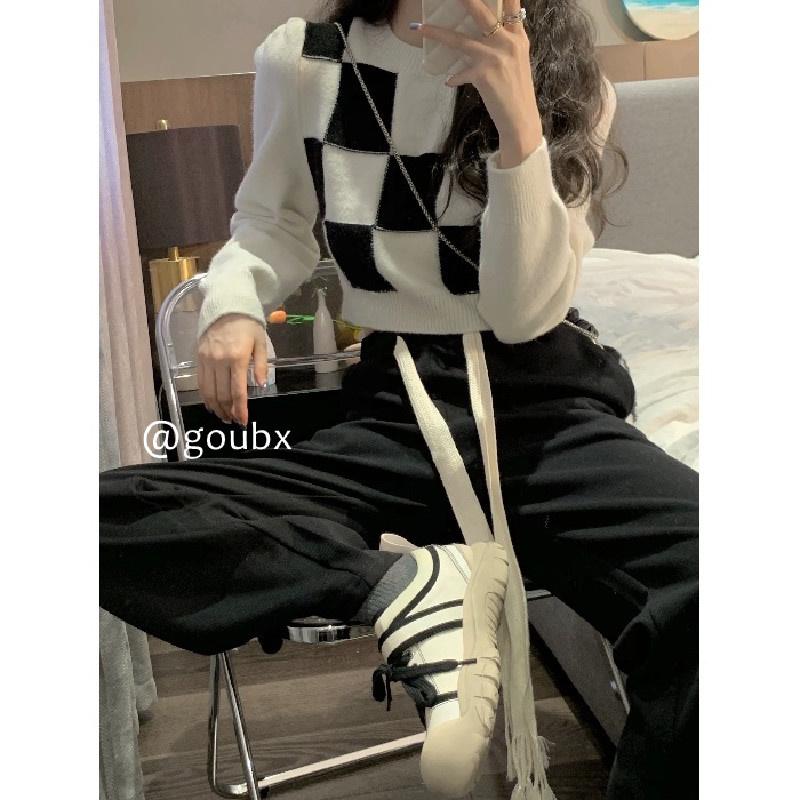 Women's Two Piece Pants 2021 Autumn Leisure Fashion Suit Chessboard Plaid Short Long-Sleeved Sweater Straight-Leg Two-Piece, White
Women's Two Piece Pants 2021 Autumn Leisure Fashion Suit Chessboard Plaid Short Long-Sleeved Sweater Straight-Leg Two-Piece, White
