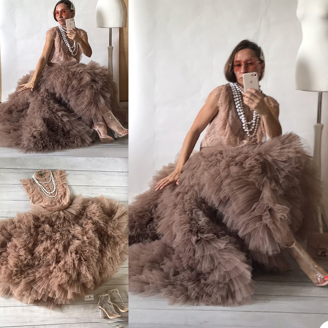 Ladies Tulle Robe See-Through Pure Gowns Elegant Fluffy Sweet Photography Bridal Bathrobes Marabou/Charmeuse Dressing Gown Party Gifts Bridesmaid Dress
Ladies Tulle Robe See-Through Pure Gowns Elegant Fluffy Sweet Photography Bridal Bathrobes Marabou/Charmeuse Dressing Gown Party Gifts Bridesmaid Dress