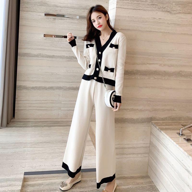 Women' Two Piece Pants Autumn Winter Office Lady Women Set Pullover And Wide Leg Ensemble Femme Elegant Sets Matching Outfits, Beige
Women' Two Piece Pants Autumn Winter Office Lady Women Set Pullover And Wide Leg Ensemble Femme Elegant Sets Matching Outfits, Beige