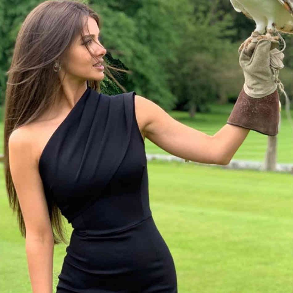 Summer One Shoulder Bodycon Bandage Dress Women Sexy Sleeveless Black Nude Draped Club Celebrity Runway Party Dresses 210423