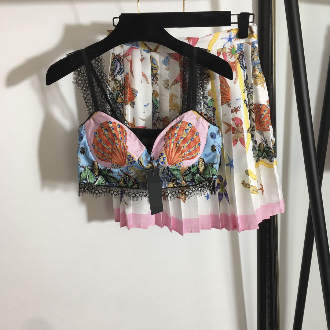 625 2021 Minlan Style Spring Summer Brand Same Style Two Pieces Sets Short Skirt Empire Spaghetti Strap High Quality meiyi, Customize
625 2021 Minlan Style Spring Summer Brand Same Style Two Pieces Sets Short Skirt Empire Spaghetti Strap High Quality meiyi, Customize