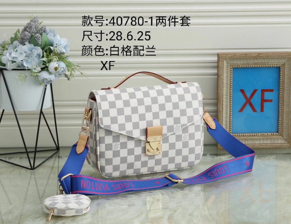 LVLOUISVITTON bagVUTTON Good quality 1:1 Women Leather Crossbody Shoulder Bags Women's shoulder bag Cosmetic Handbags Designer bags, White
LVLOUISVITTON bagVUTTON Good quality 1:1 Women Leather Crossbody Shoulder Bags Women's shoulder bag Cosmetic Handbags Designer bags, White