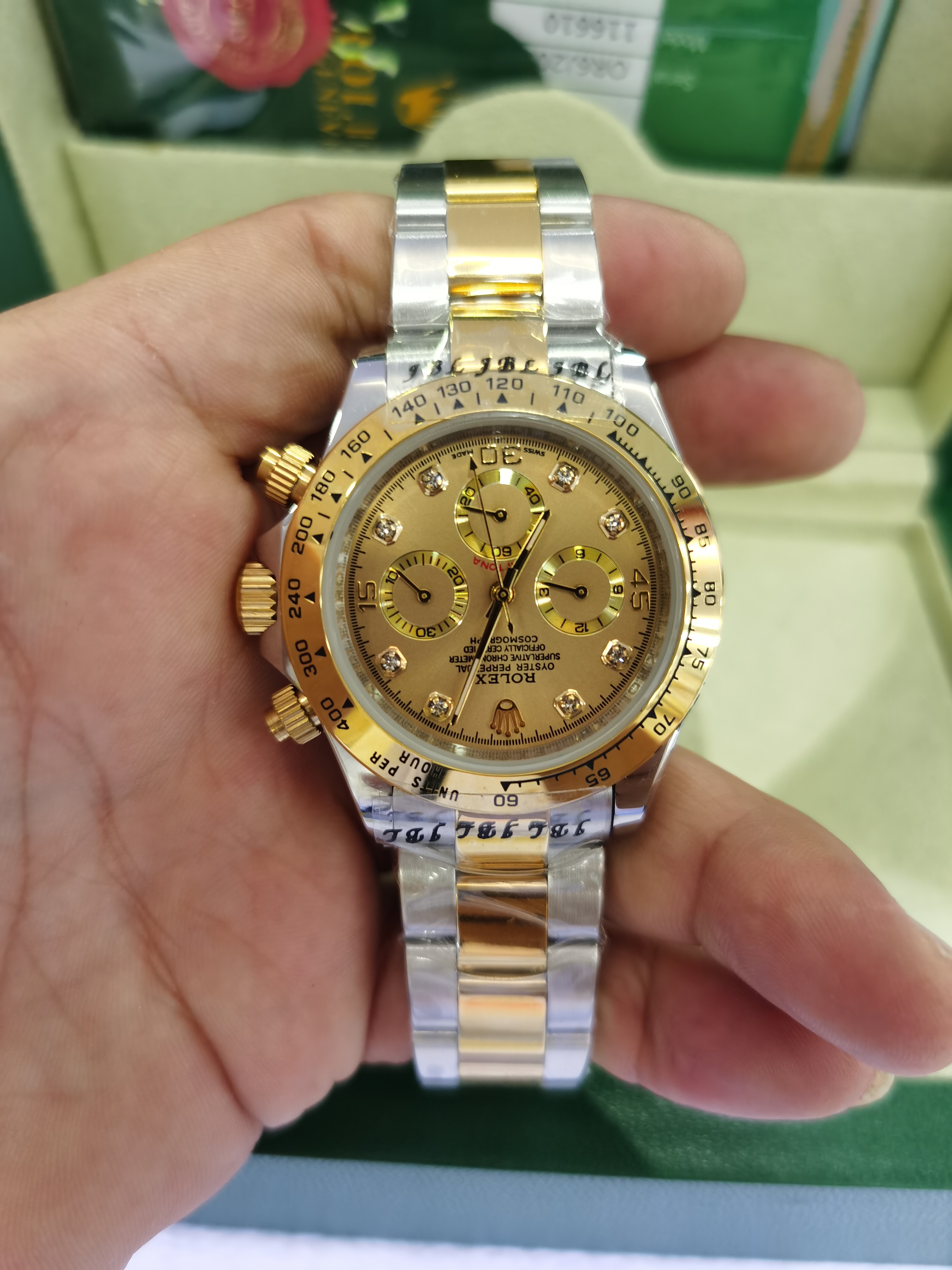 With Original Box Luxury Mens Watches Designer Watch Automatic 2813 Movement 316L Stainless Steel Adustable Folding Buckle 116508 116528 Wristwatches, Slivery;brown
With Original Box Luxury Mens Watches Designer Watch Automatic 2813 Movement 316L Stainless Steel Adustable Folding Buckle 116508 116528 Wristwatches, Slivery;brown
