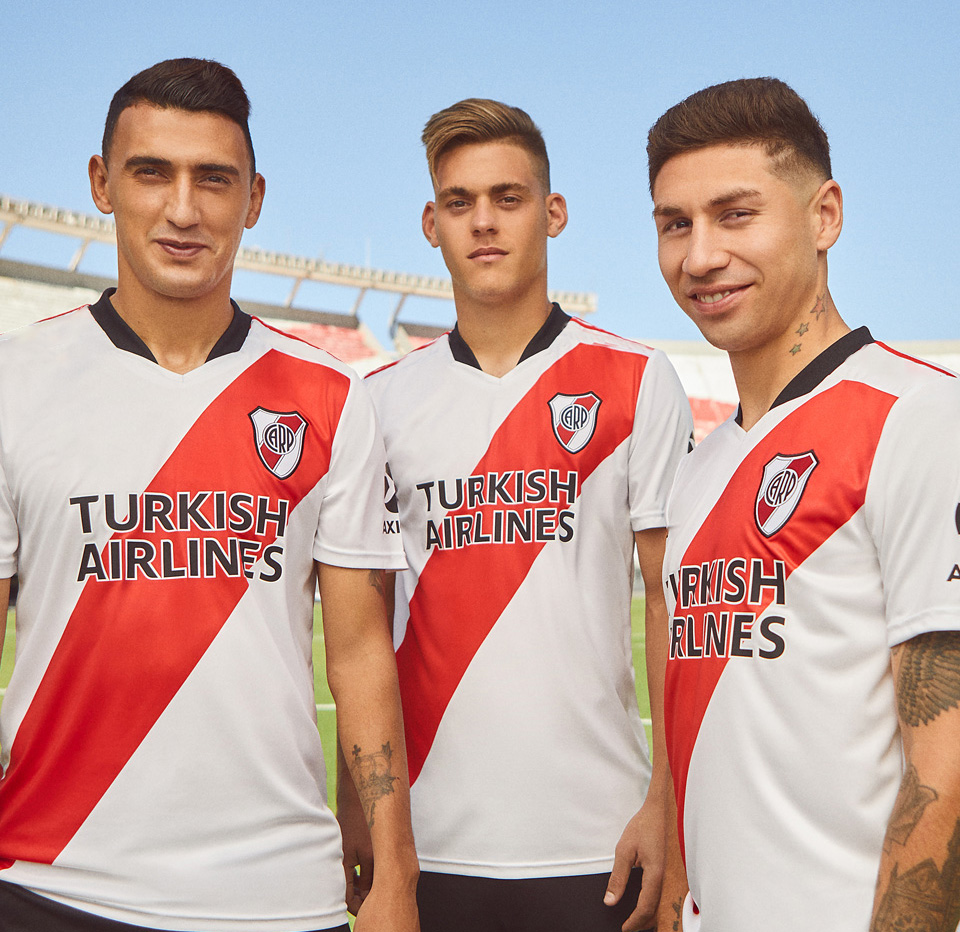 21 22 Club Atlético River Plate Soccer Jersey Liga shirt Home fans version men football uniform -2XL, No name no number
21 22 Club Atlético River Plate Soccer Jersey Liga shirt Home fans version men football uniform -2XL, No name no number