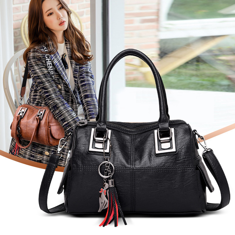 Tassel 2021 Women's One Shoulder Messenger Bag Fashion Boston Handbag
Tassel 2021 Women's One Shoulder Messenger Bag Fashion Boston Handbag
