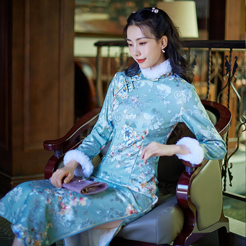 Ethnic Clothing Plus Size Elegant Fashion Long Sleeve Slim Cheongsam 4XL Autumn Winter Vintage Traditional Qipao Women Fur Collar Chinese Dr
Ethnic Clothing Plus Size Elegant Fashion Long Sleeve Slim Cheongsam 4XL Autumn Winter Vintage Traditional Qipao Women Fur Collar Chinese Dr