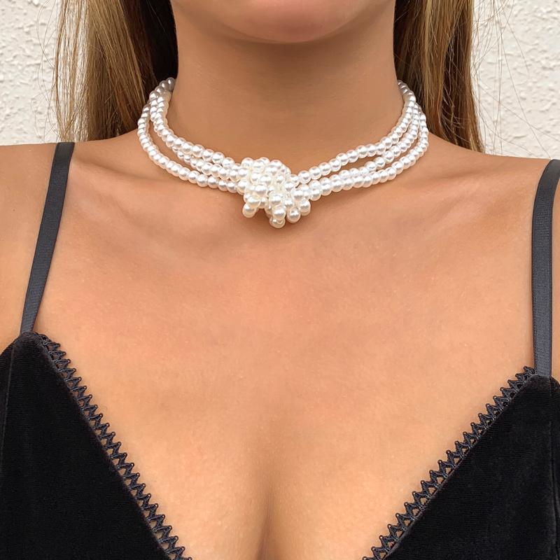 Chokers Pearl Beads Chain Tie Knot Short Choker Necklace For Women Trendy Layered Beaded On The Neck 2022 Fashion Collar