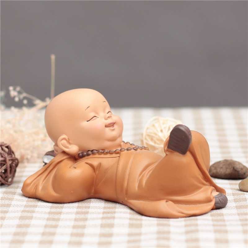Creative Huineng monk Ping'an car decoration desktop Buddha ornaments resin small Sami lovely cartoon people
Creative Huineng monk Ping'an car decoration desktop Buddha ornaments resin small Sami lovely cartoon people