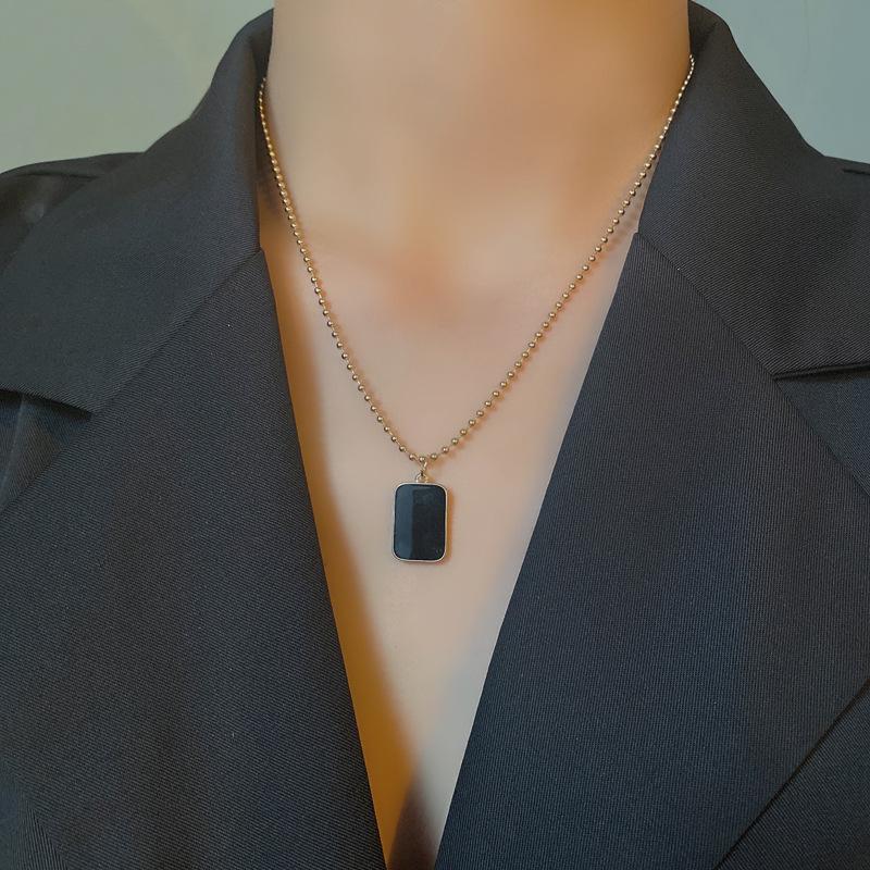 Pendant Necklaces Geometric Beautiful Black Necklace For Women Simple Temperament Aesthetic
Pendant Necklaces Geometric Beautiful Black Necklace For Women Simple Temperament Aesthetic