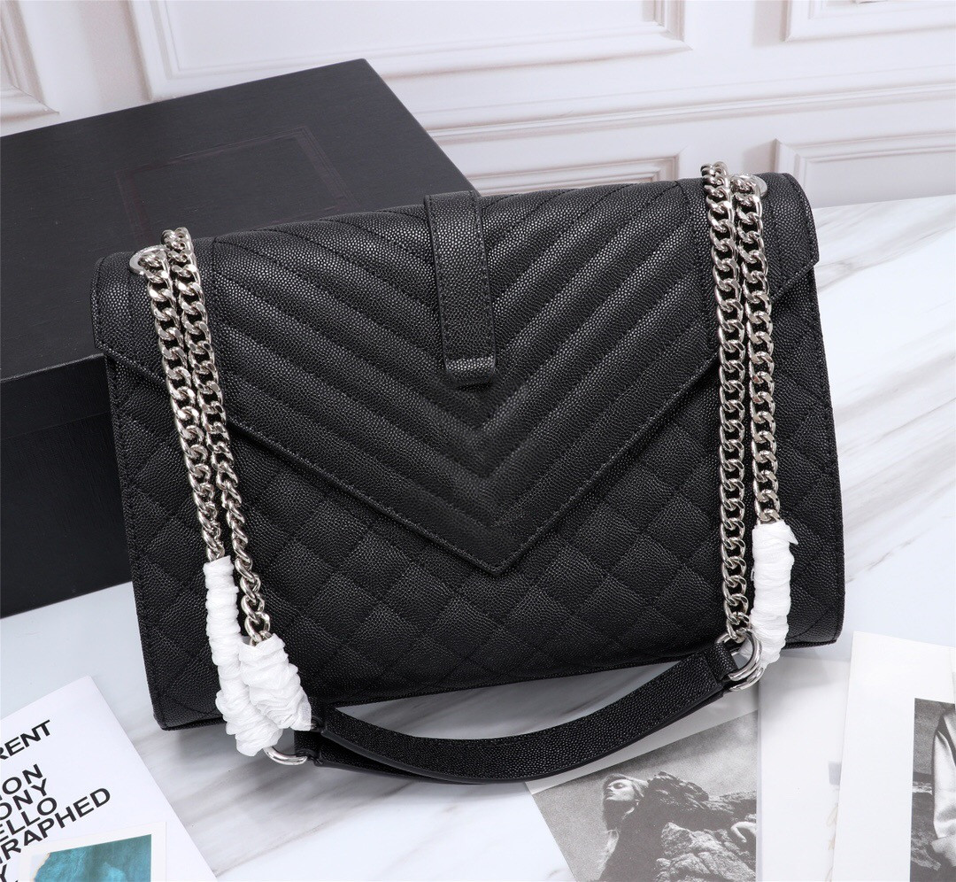 Shoulder Bags Luxury Designer Handbags Enveloppe Fashion Chain Bag Women Clutch Purses Diamond Caviar flapbag Small Grain Embossed Leather Bag Superior Suppliers, Black black chain
Shoulder Bags Luxury Designer Handbags Enveloppe Fashion Chain Bag Women Clutch Purses Diamond Caviar flapbag Small Grain Embossed Leather Bag Superior Suppliers, Black black chain