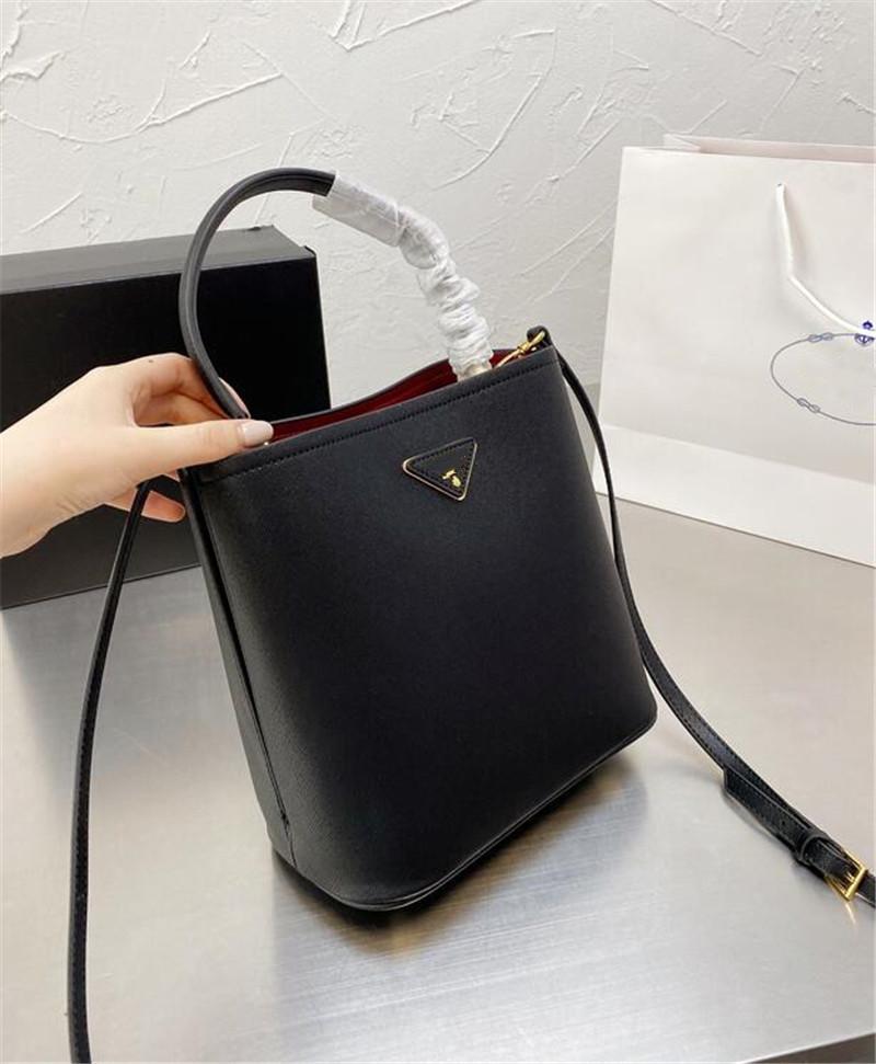 ladies evening bags wallet female cute handbags women men fashion handbag leather totes cross body woman shoulder bag, Red;black
ladies evening bags wallet female cute handbags women men fashion handbag leather totes cross body woman shoulder bag, Red;black