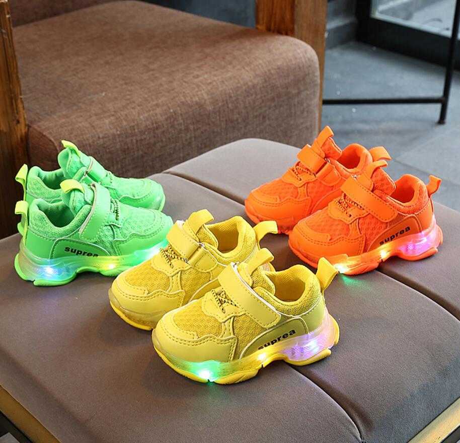 Kids Shoes Luminous Autumn Toddler Boys Glowing Sneakers Child Sports Shoes For Baby Girls Led Sneaker With Light Running Shoes X0703, Orange
Kids Shoes Luminous Autumn Toddler Boys Glowing Sneakers Child Sports Shoes For Baby Girls Led Sneaker With Light Running Shoes X0703, Orange