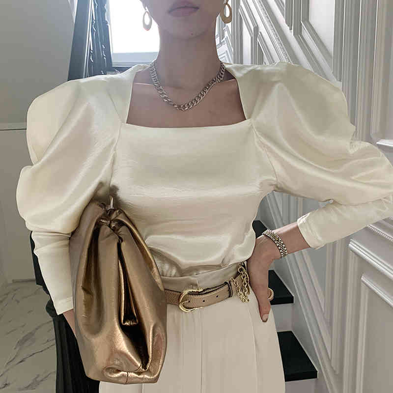 Korean Elegant Square Collar Slim Wild Bubble Long Sleeve Glossy Velvet Bottom Shirt Women White Silky Top Female 12908 210427